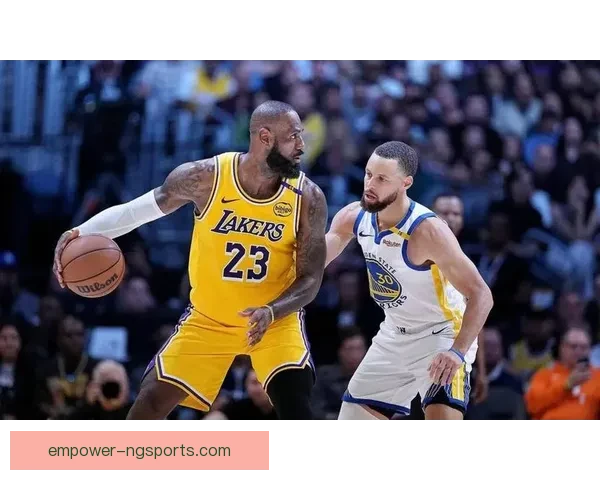 詹姆斯率湖人惊险逆转勇士 延续季后赛席位关键胜利