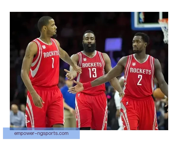 NBA季后赛激烈争夺多队表现出色超级巨星频频上演惊艳时刻