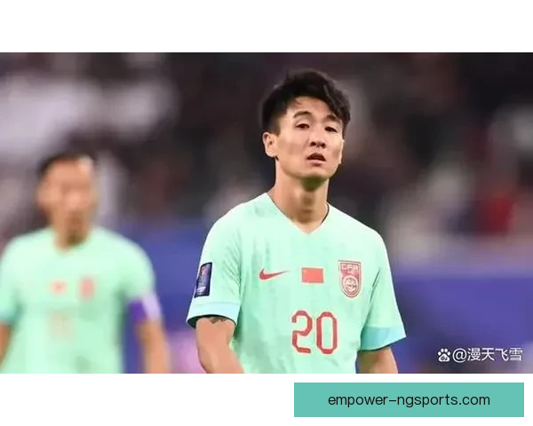 国际足坛最新战报：顶级联赛明星球员表现引发热议